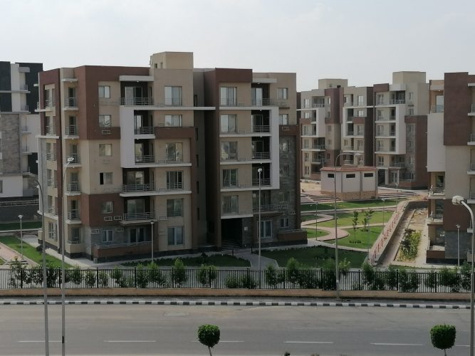  وزير الإسكان