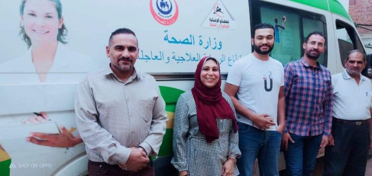توقيع الكشف الطبي علي ١٢١٥ مواطن بالقافلة العلاجية المجانية بقرية كفر حجازي بالمنوفية 