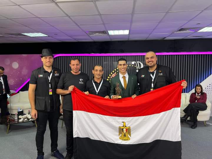  منشد الشارقة 