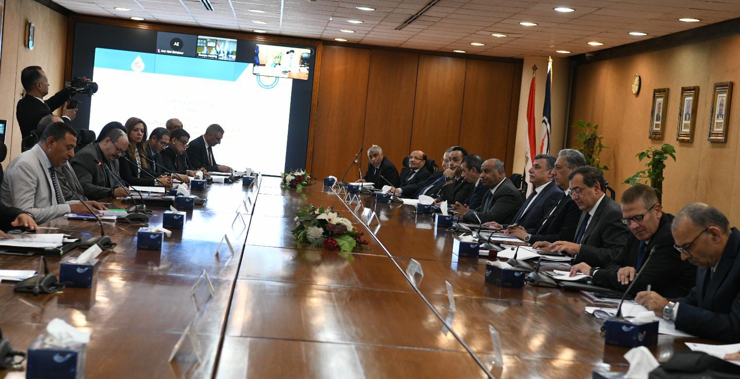 وزير البترول يعتمد نتائج أعمال شركة النيل لتسويق البترول عن  2023