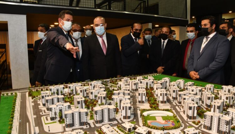 وزير الإسكان