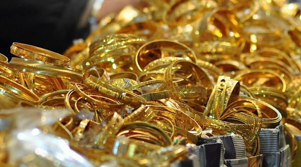 india hikes import tariffs on gold and silver
