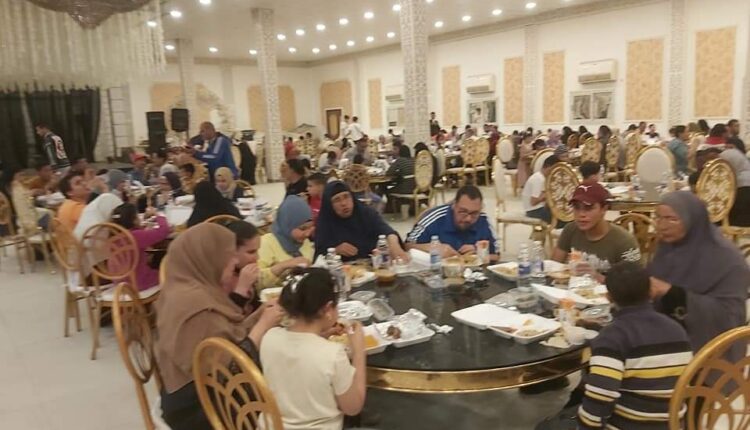 قادرون باختلاف