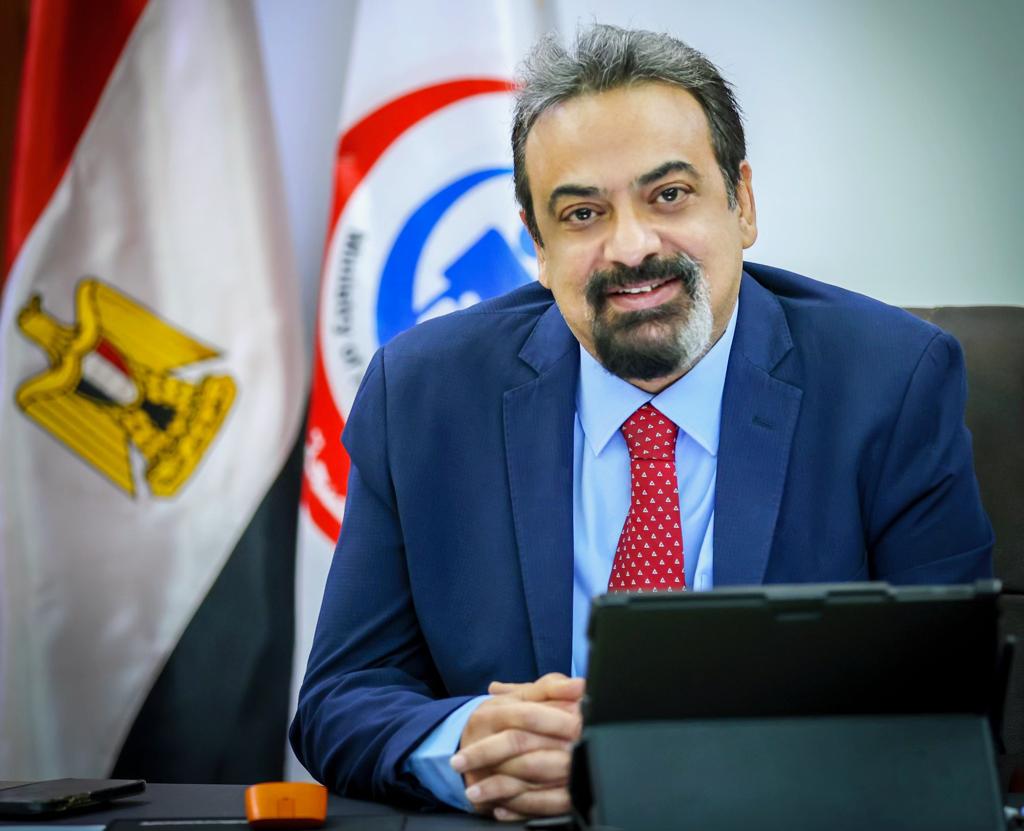 الدكتور حسام عبد الغفار المتحدث الرسمي باسم وزارة الصحة 3