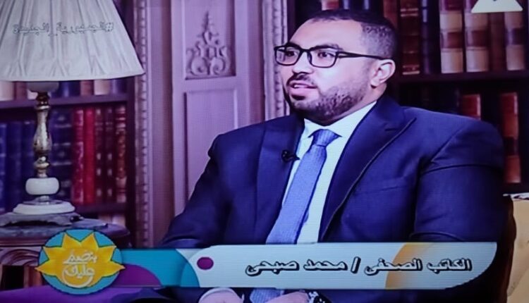 الكاتب الصحفي محمد عيد
