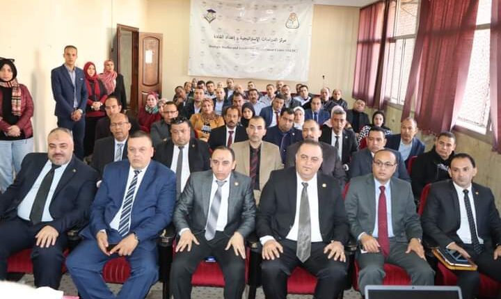 رئيس جامعة المنوفية يفتتح فعاليات الدورة التدريبية لأفراد الأمن حول" فن التعامل مع الجمهور"