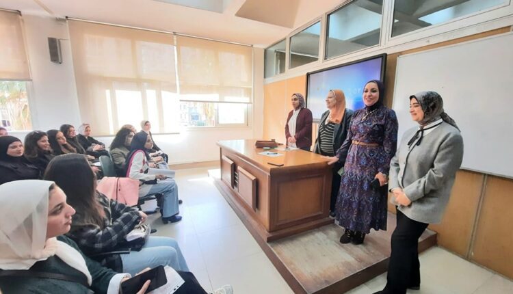 كلية السياحة والفنادق