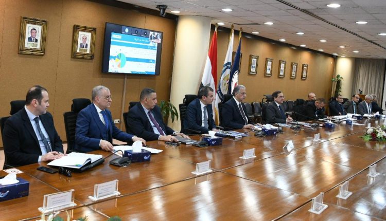 اجتماع وزير البترول واستعراض ما أنجزته شركة ابيروم