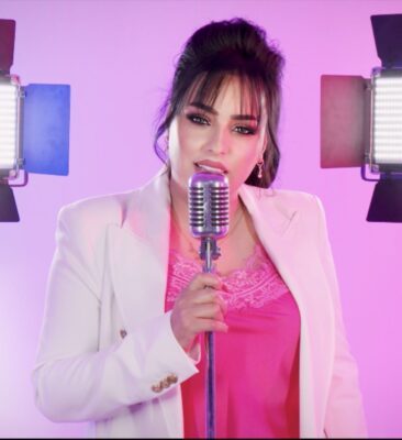 نادية العروسي