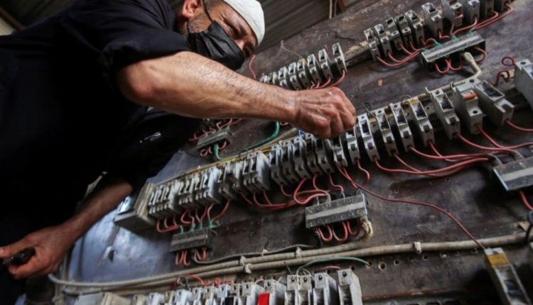 بشرى سارة البترول والكهرباء تعلنان الانتهاء من إجراء تخفيف الأحمال الكهربائية لساعة إضافية