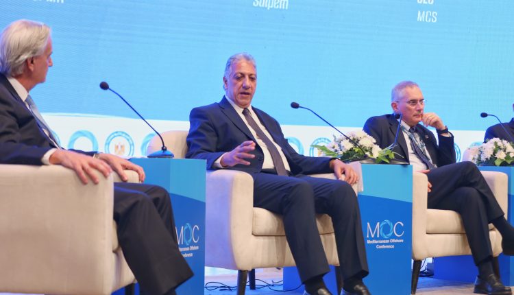 علاء البطل يناقش الابتكارات فى قطاع الطاقة لتحقيق الامن والنمو المستدام بالموك