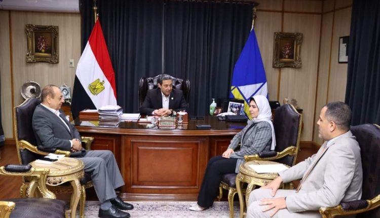 كريم بدوى يبحث  شنايدر إليكتريك سبل تعزيز التعاون في مجالات التحول الرقمي بصناعة البترول والغاز.