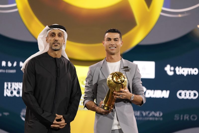 فاز كريستيانو رونالدو، مهاجم نادي النصر، بجائزة أفضل لاعب في الشرق الأوسط للعام الثاني على التوالي