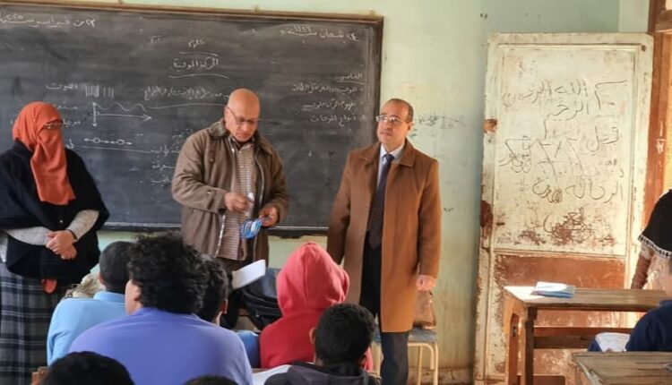 ٥ مدارس بمركز اشمون علي مائده محمد صلاح لمتابعة انتظام العملية التعليمية اليوم