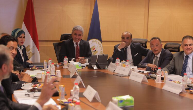 وزير السياحة والآثار