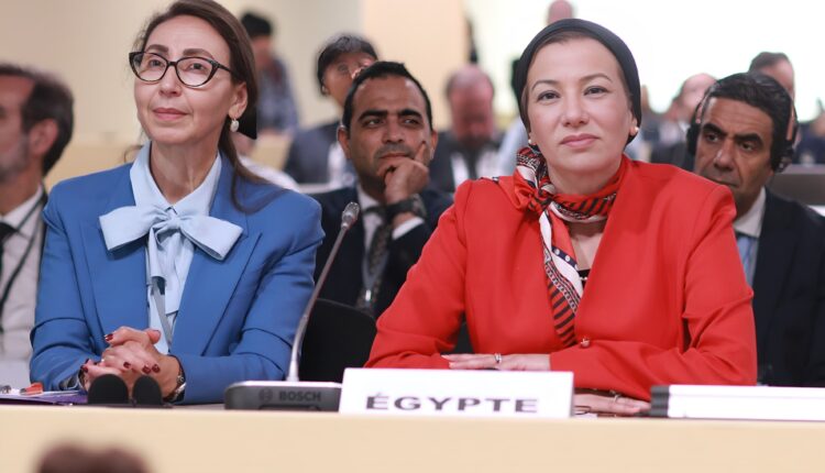 وزيرة البيئة