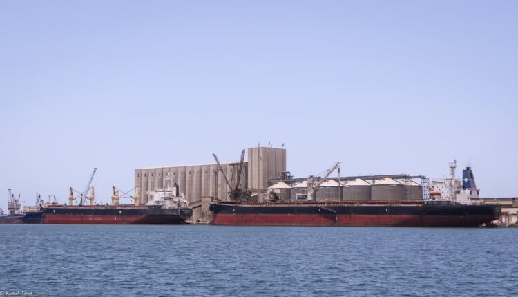 ميناء دمياط