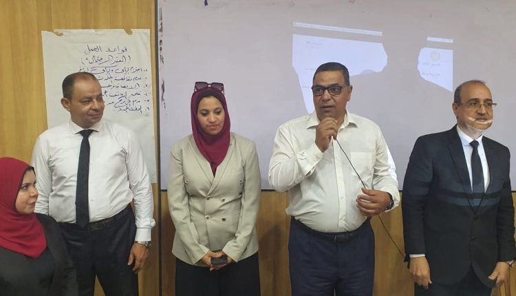 مدير تعليم المنوفية يحضر تدريب سفراء تطوير اللغة العربية بشبين الكوم